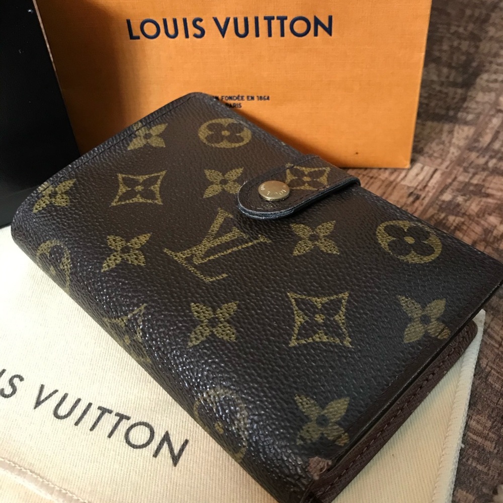 Louis Vuitton PortefeuilleViennois Monogram Wallet